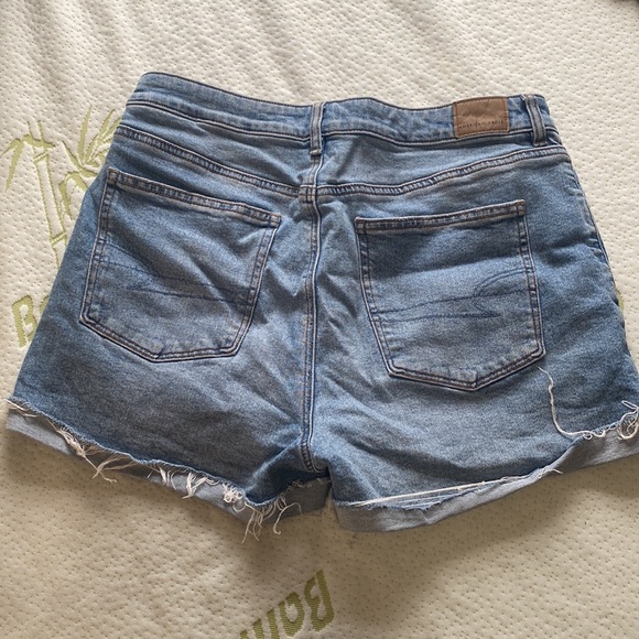 American Eagle Jean Shorts - Picture 2 of 2